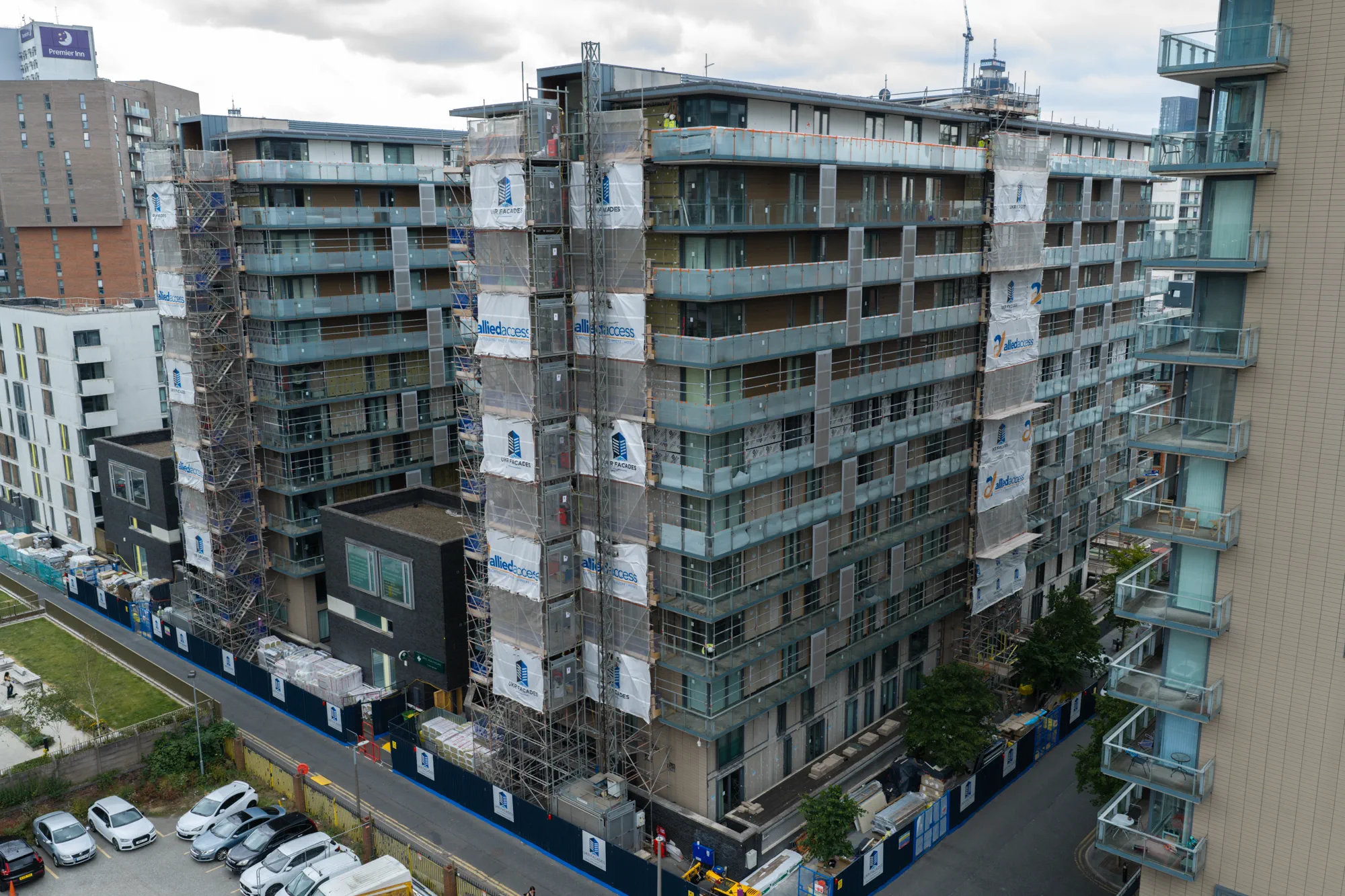 ukr-facades-spectrum-apartments-salford-project-aerial-16 Aerial view of extensive facade remediation works across the multi-storey Spectrum Apartments in Salford