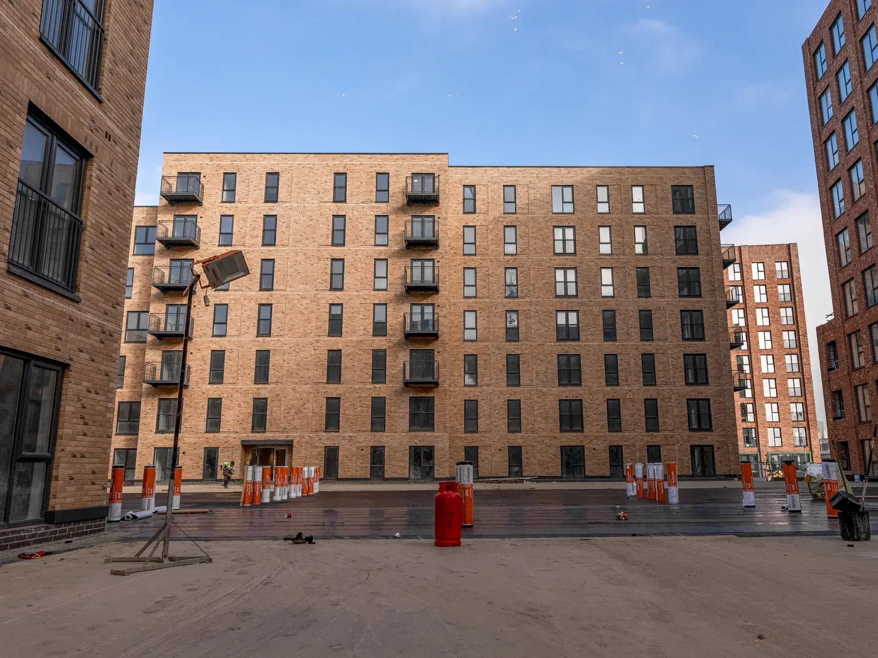ukr-facades-bridgewater-wharf-salford-16 Bridgewater Wharf courtyard during construction of the new-build residential development